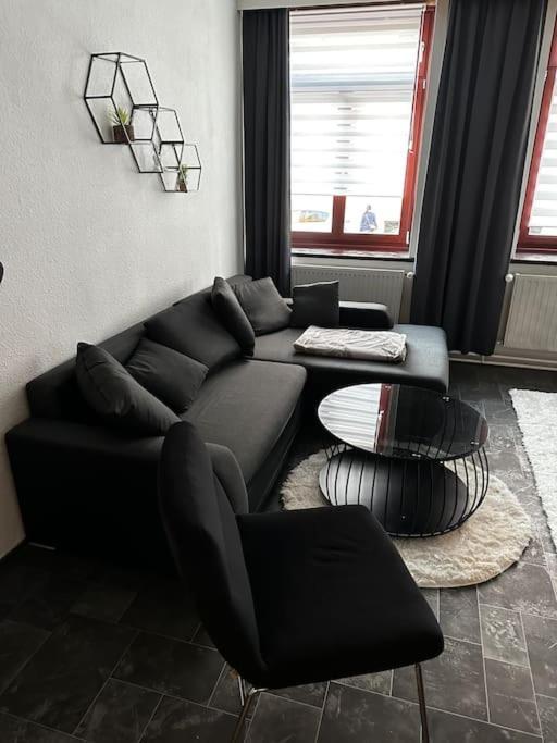 Schoene Wohnung In Bestlage Inclusive Parkplatz Λειψία Εξωτερικό φωτογραφία