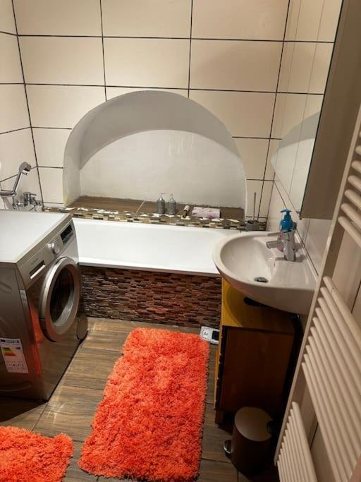 Schoene Wohnung In Bestlage Inclusive Parkplatz Λειψία Εξωτερικό φωτογραφία